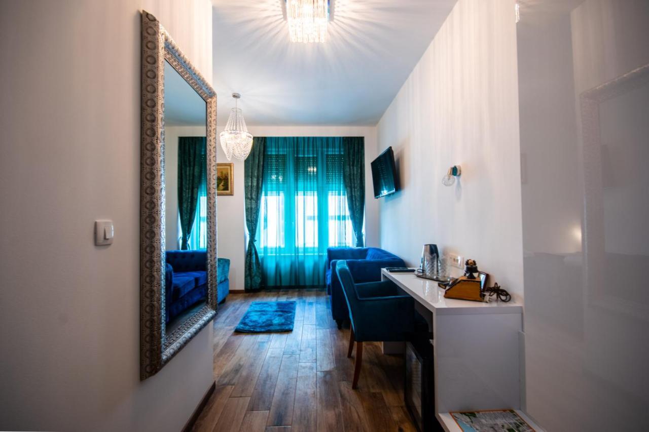 Center Luxury Rooms 1 Split Exterior photo